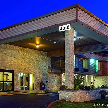 La Quinta By Wyndham Portland Nw Hotel Kültér fotó