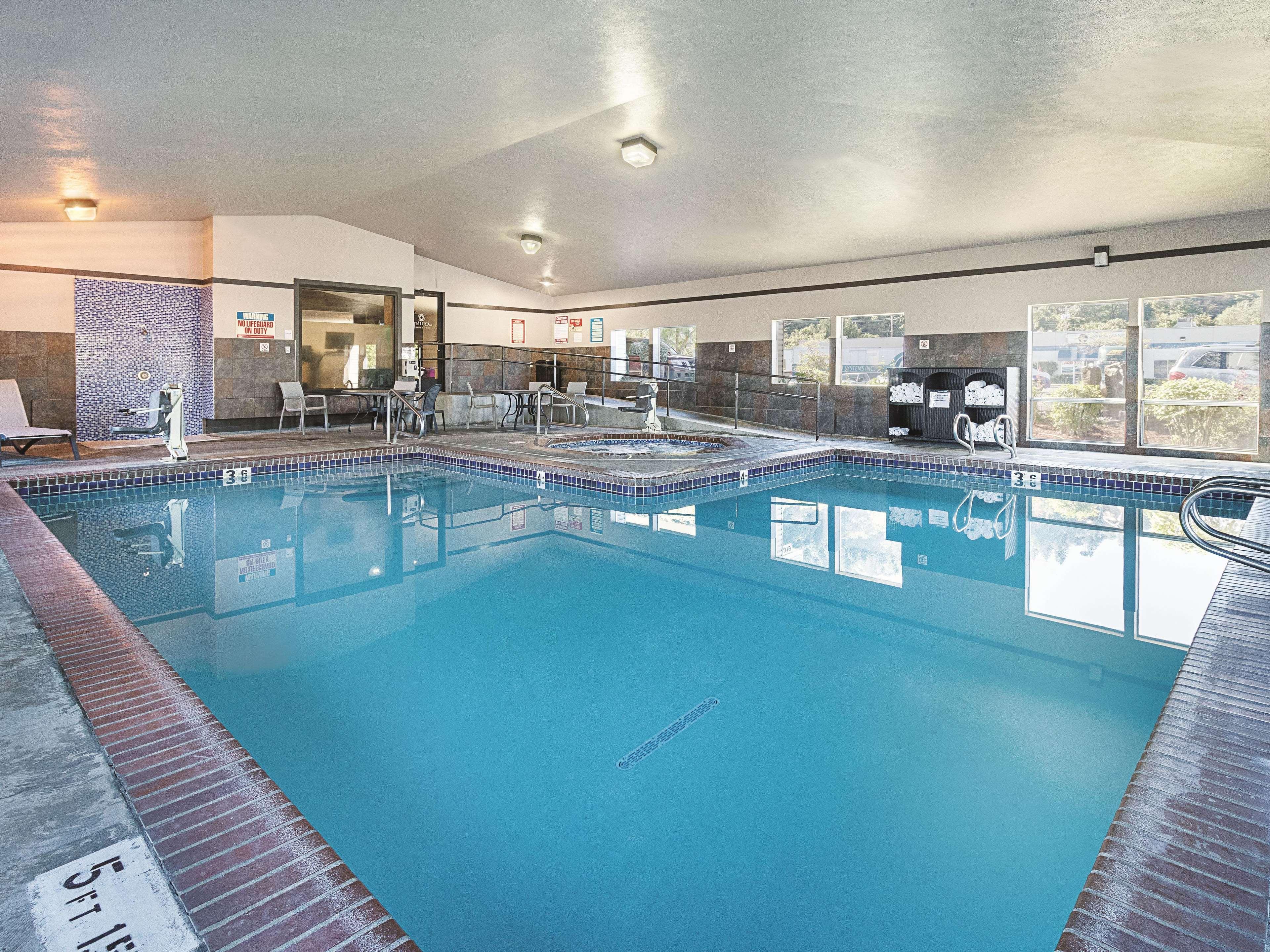 La Quinta By Wyndham Portland Nw Hotel Kültér fotó